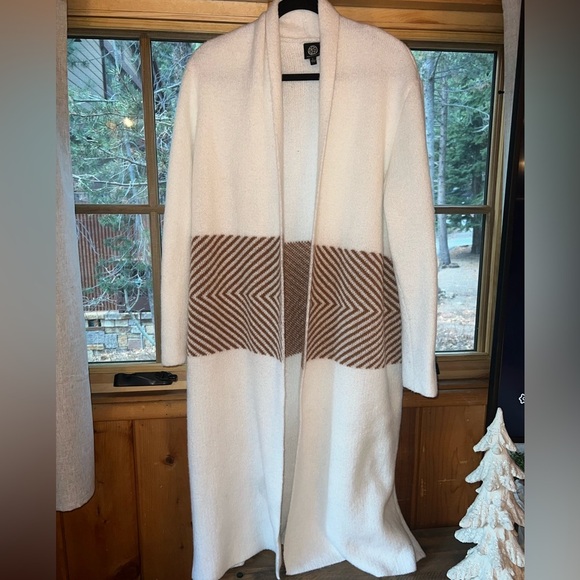 Bobeau Chevron Waist Knit Shawl Cardigan - Picture 3 of 6